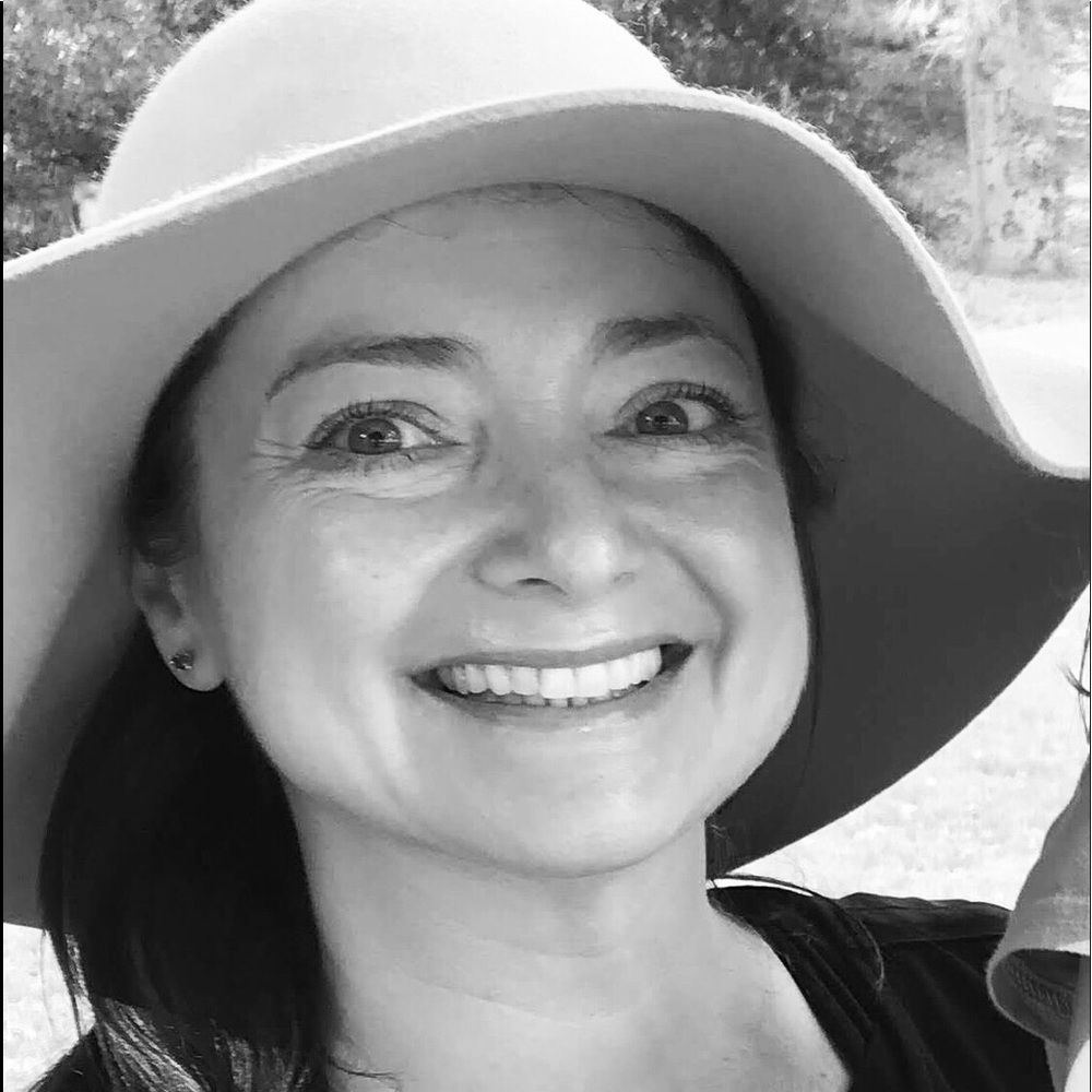 Meet your Posher, Pia